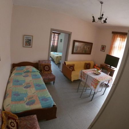 Central Condos Saranda Dış mekan fotoğraf
