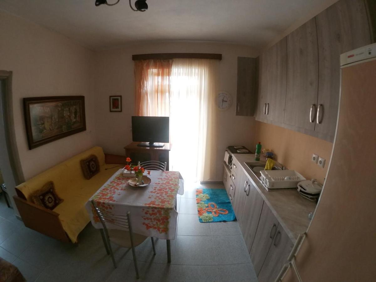 Central Condos Saranda Dış mekan fotoğraf